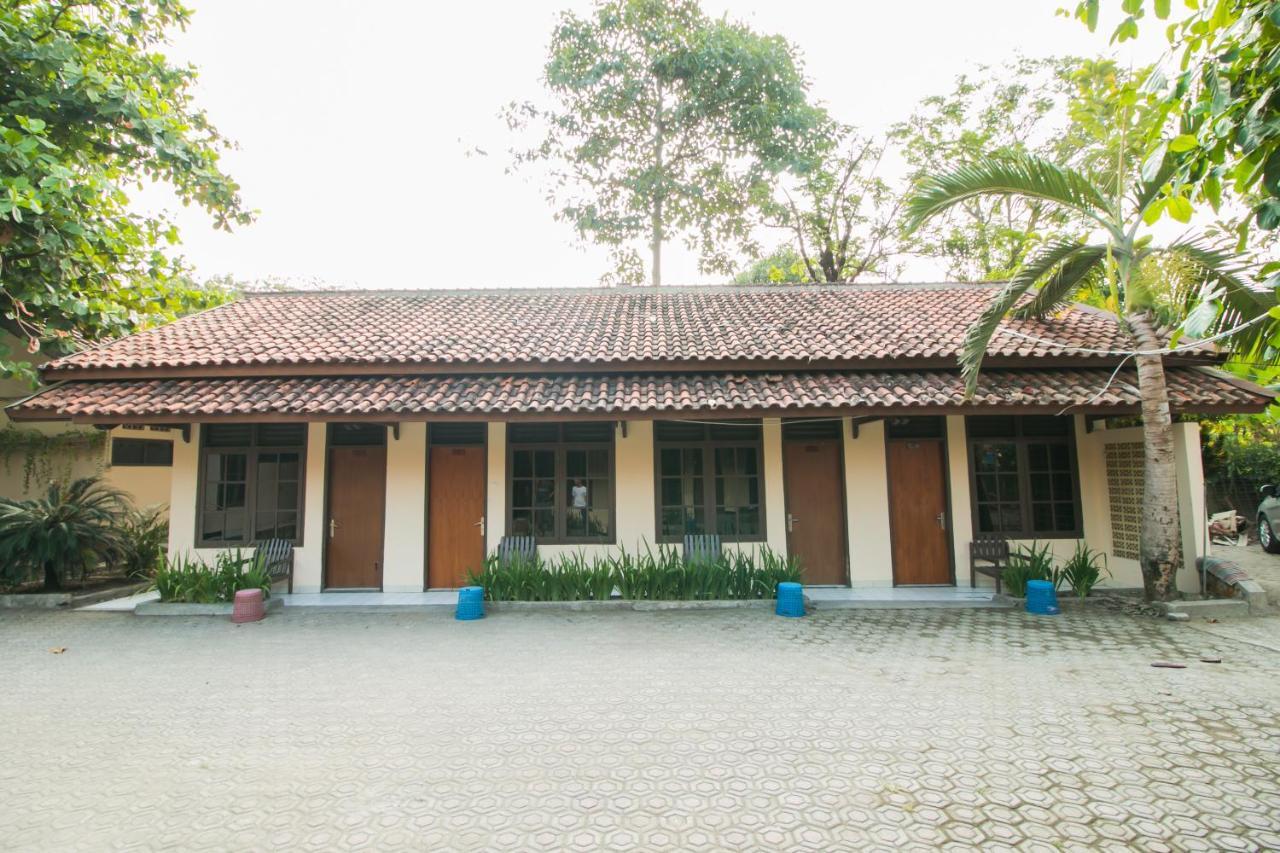 Reddoorz @ Pantai Pelabuhan Ratu 2 ซูกาบูมี ภายนอก รูปภาพ